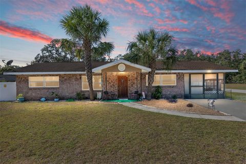 A home in CRYSTAL RIVER