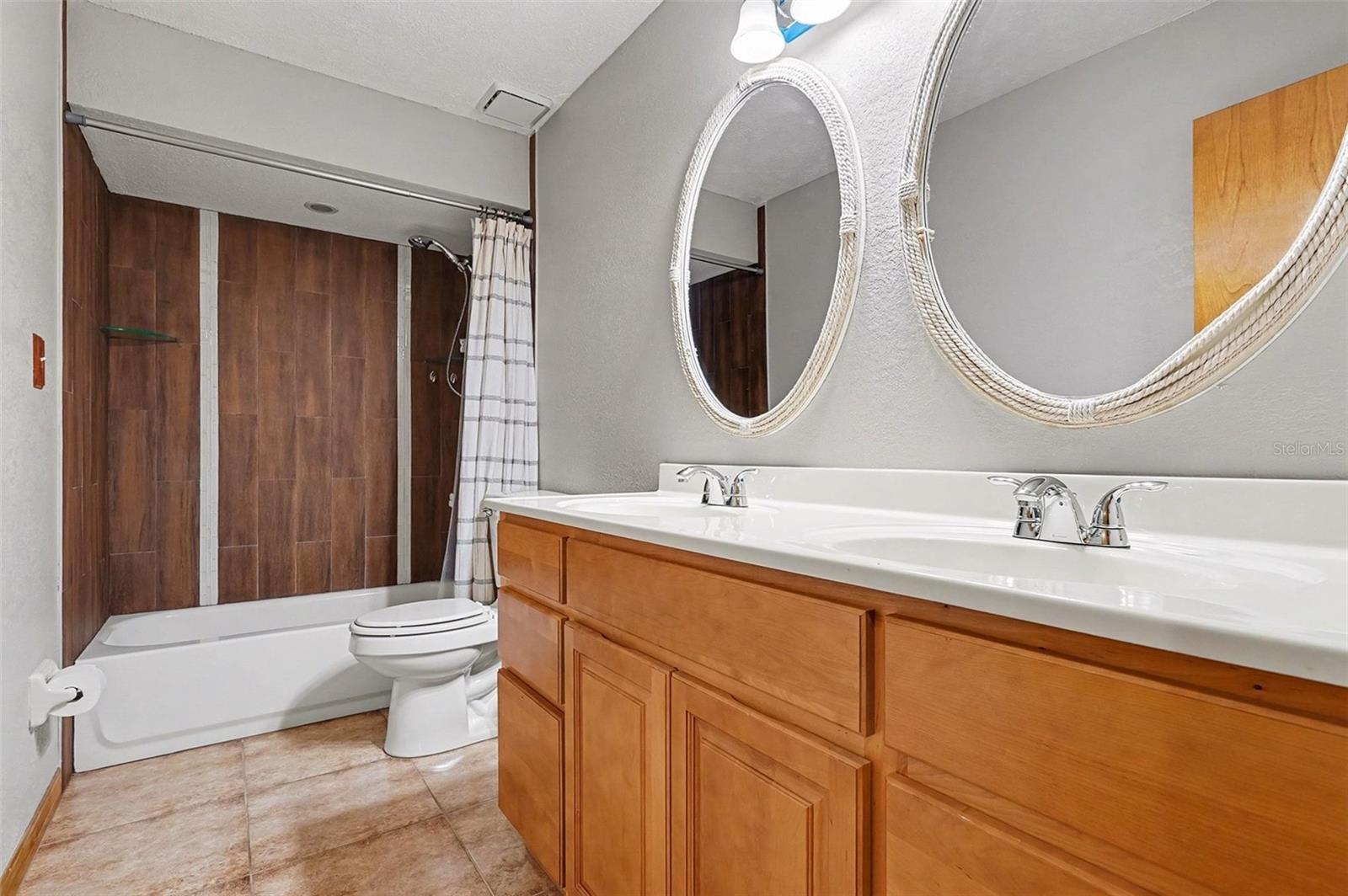 PORT ST JOHN UNIT 03 - Residential