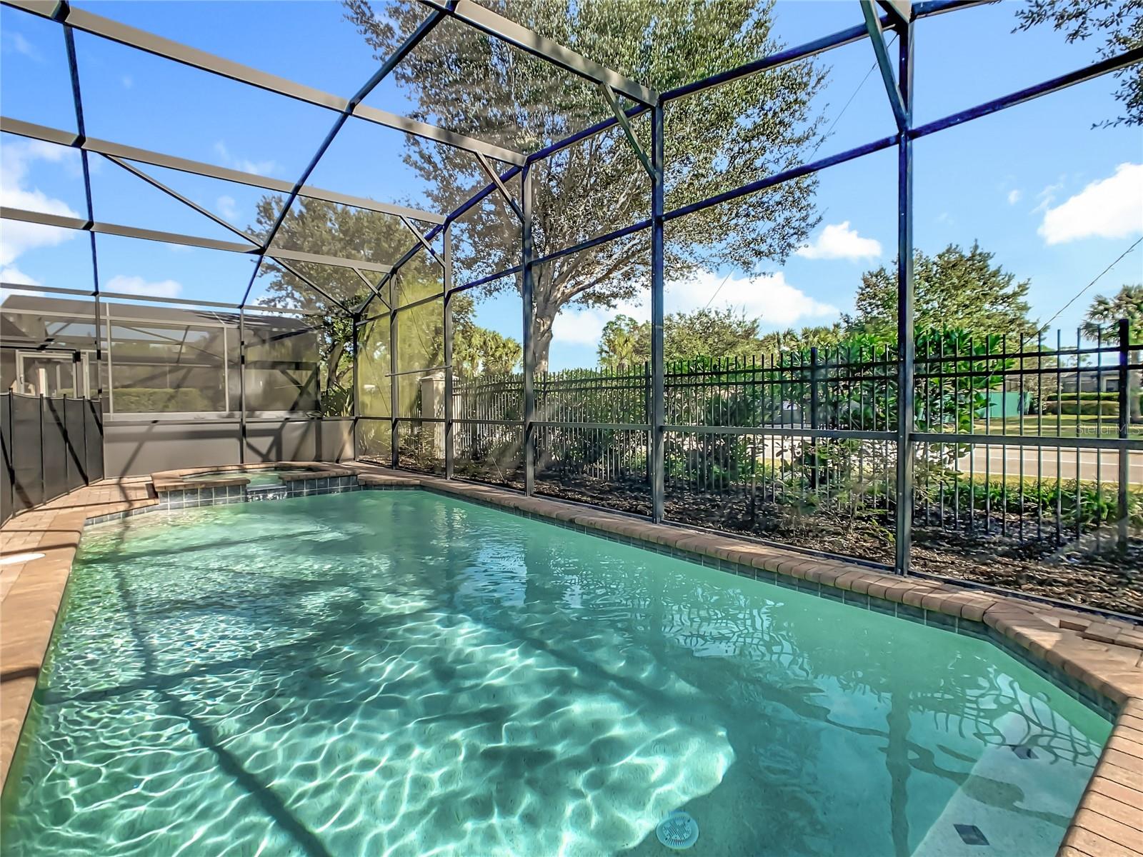 WINDSOR AT WESTSIDE PH 1 - Residential