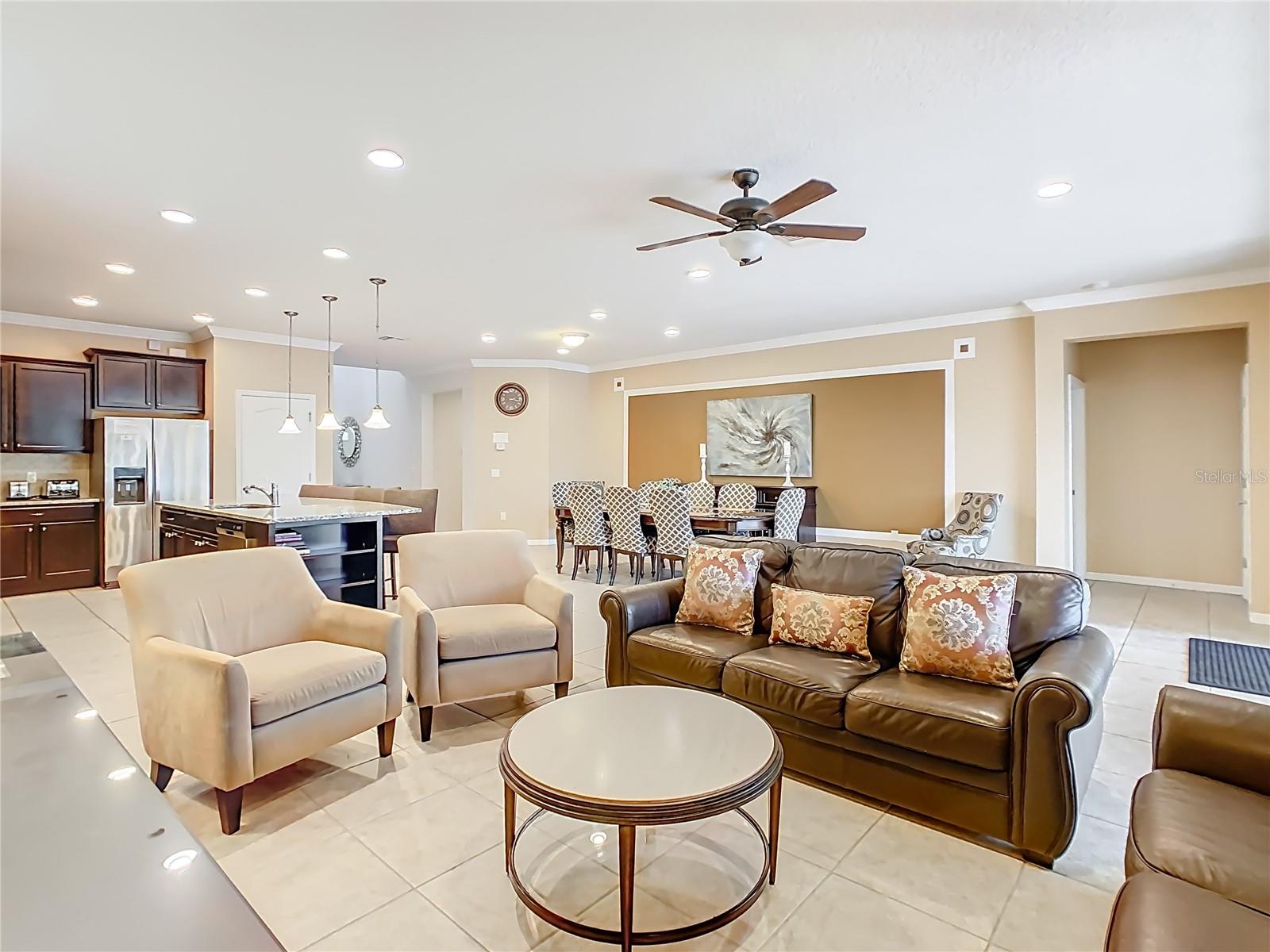 WINDSOR AT WESTSIDE PH 1 - Residential