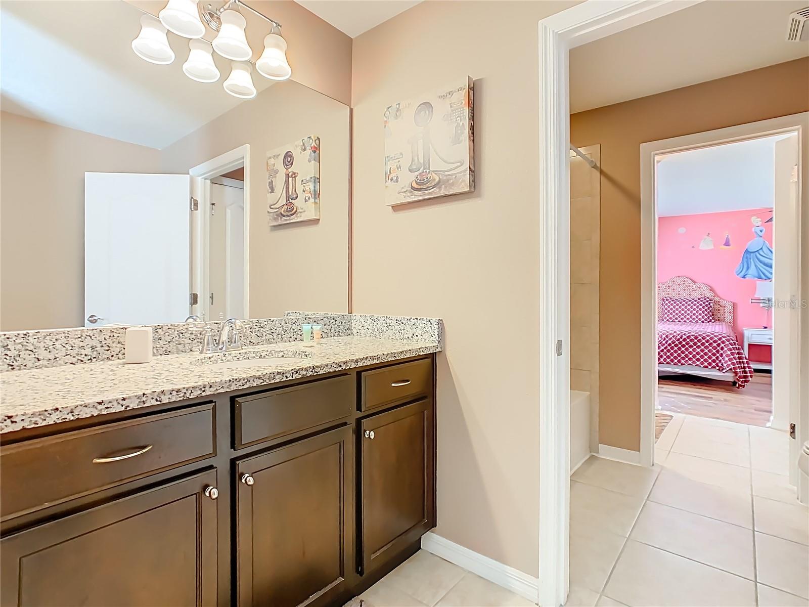 WINDSOR AT WESTSIDE PH 1 - Residential