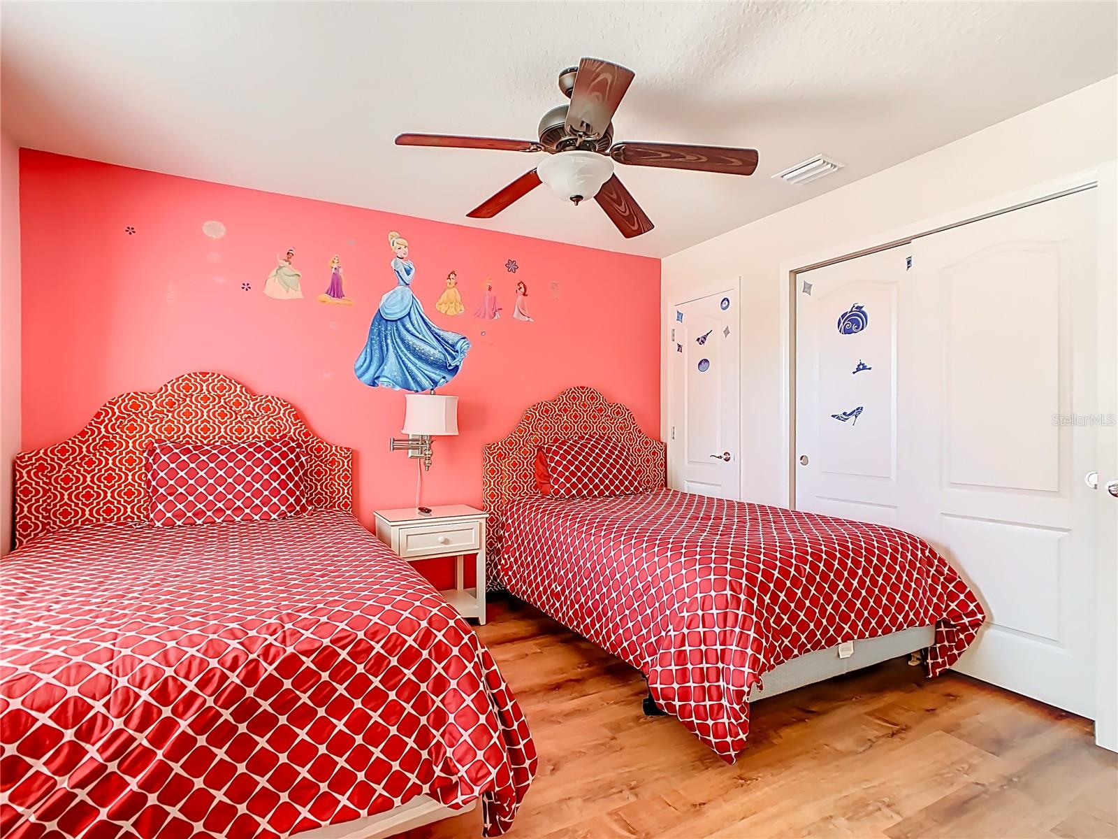 WINDSOR AT WESTSIDE PH 1 - Residential