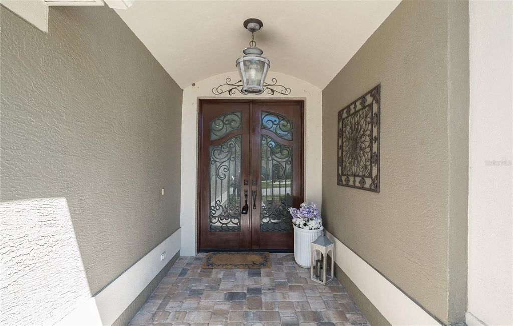 Photo of 10408 Riverburn Drive, Tampa, FL 33647 (MLS # TB8498587)