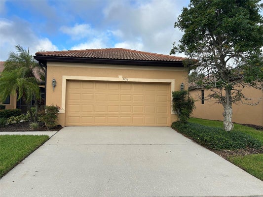 5716 EDEN FALLS PL, APOLLO BEACH, FL 33572 - Image c8eef1cc56de24d04e15b256b39e0184/2573548853