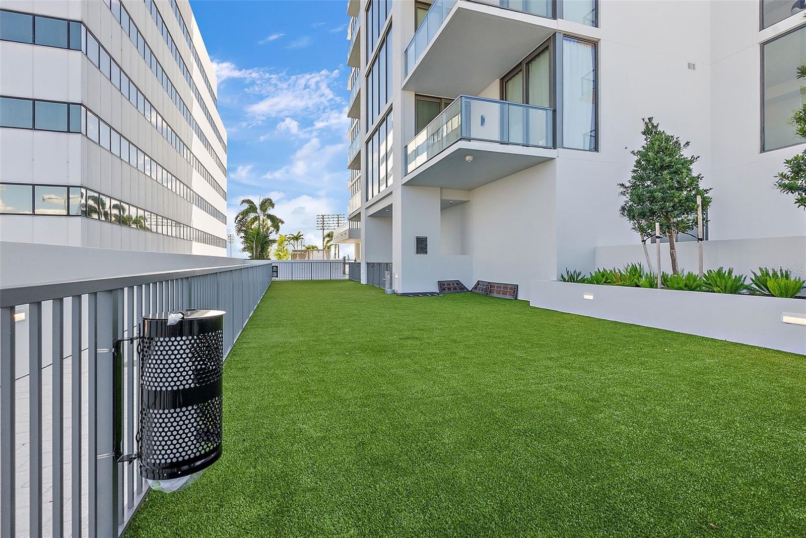 SALTAIRE CONDO - Residential