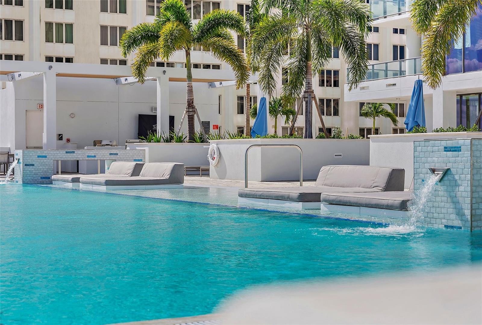 SALTAIRE CONDO - Residential