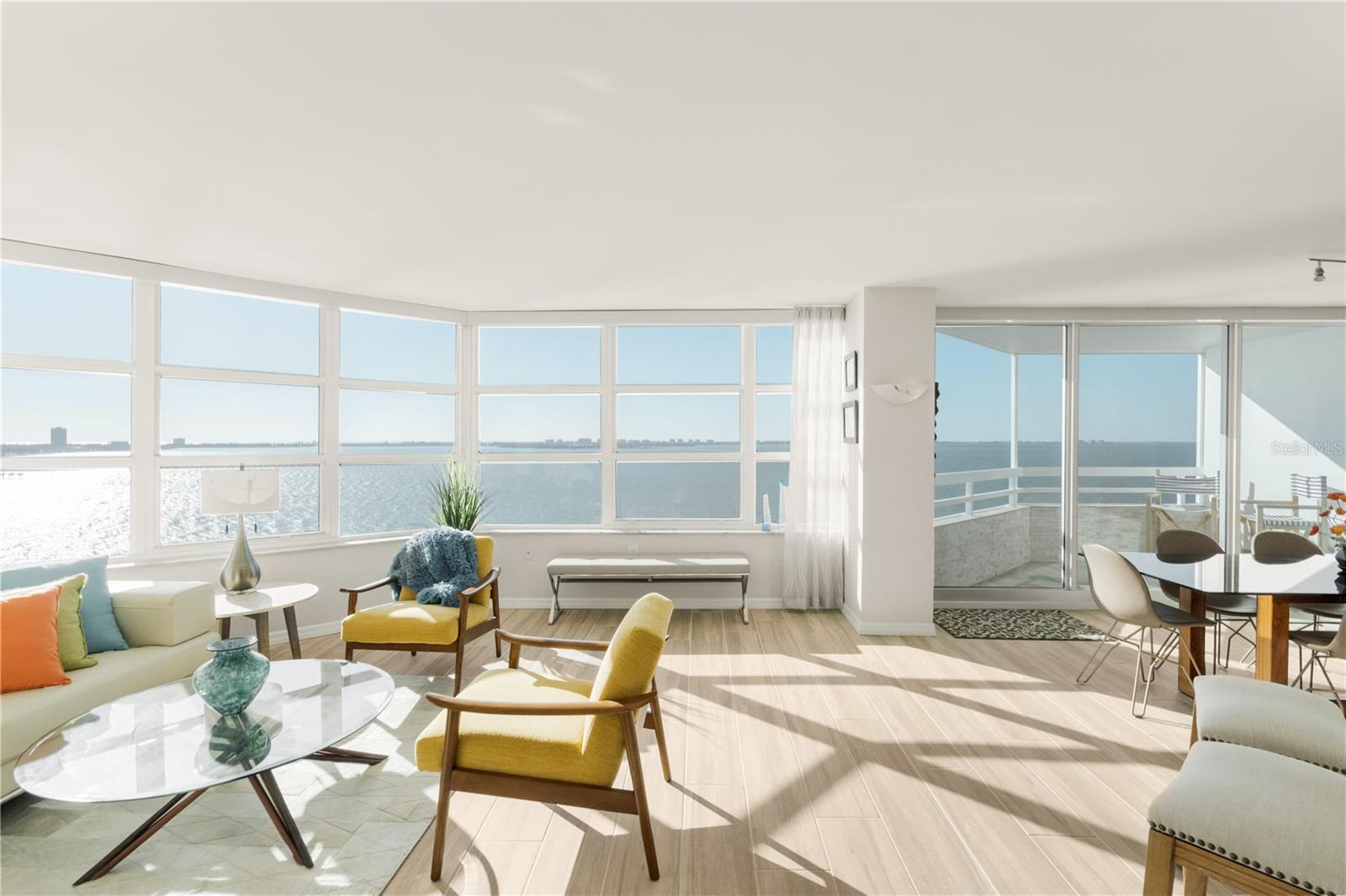 CONDO ON THE BAY TOWER I - Residential