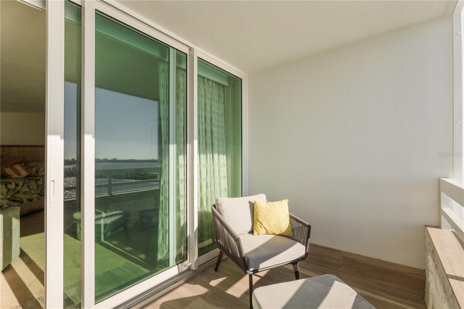 CONDO ON THE BAY TOWER I - Residential