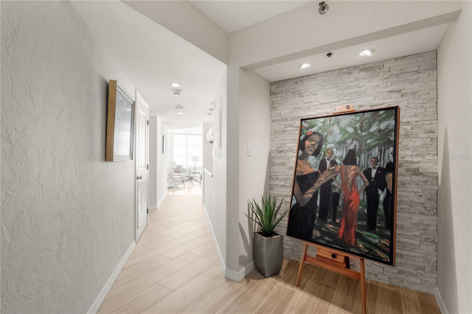 888 BLVD OF THE ARTS 1205