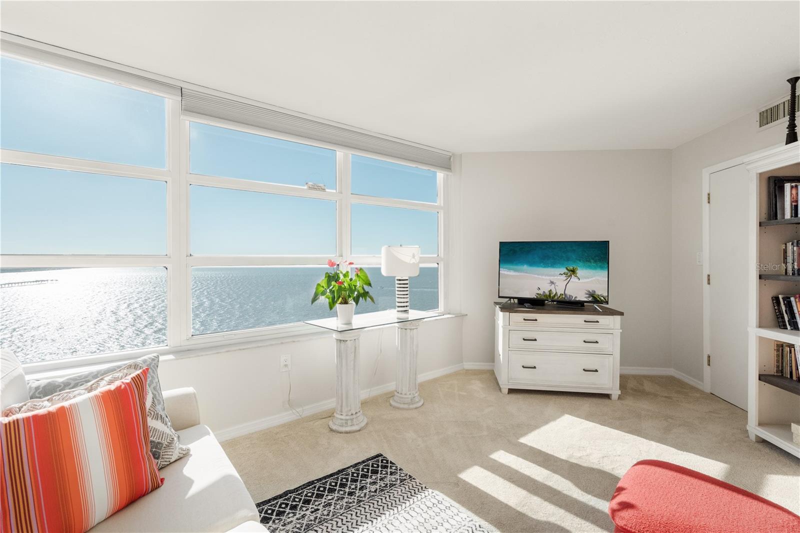 CONDO ON THE BAY TOWER I - Residential