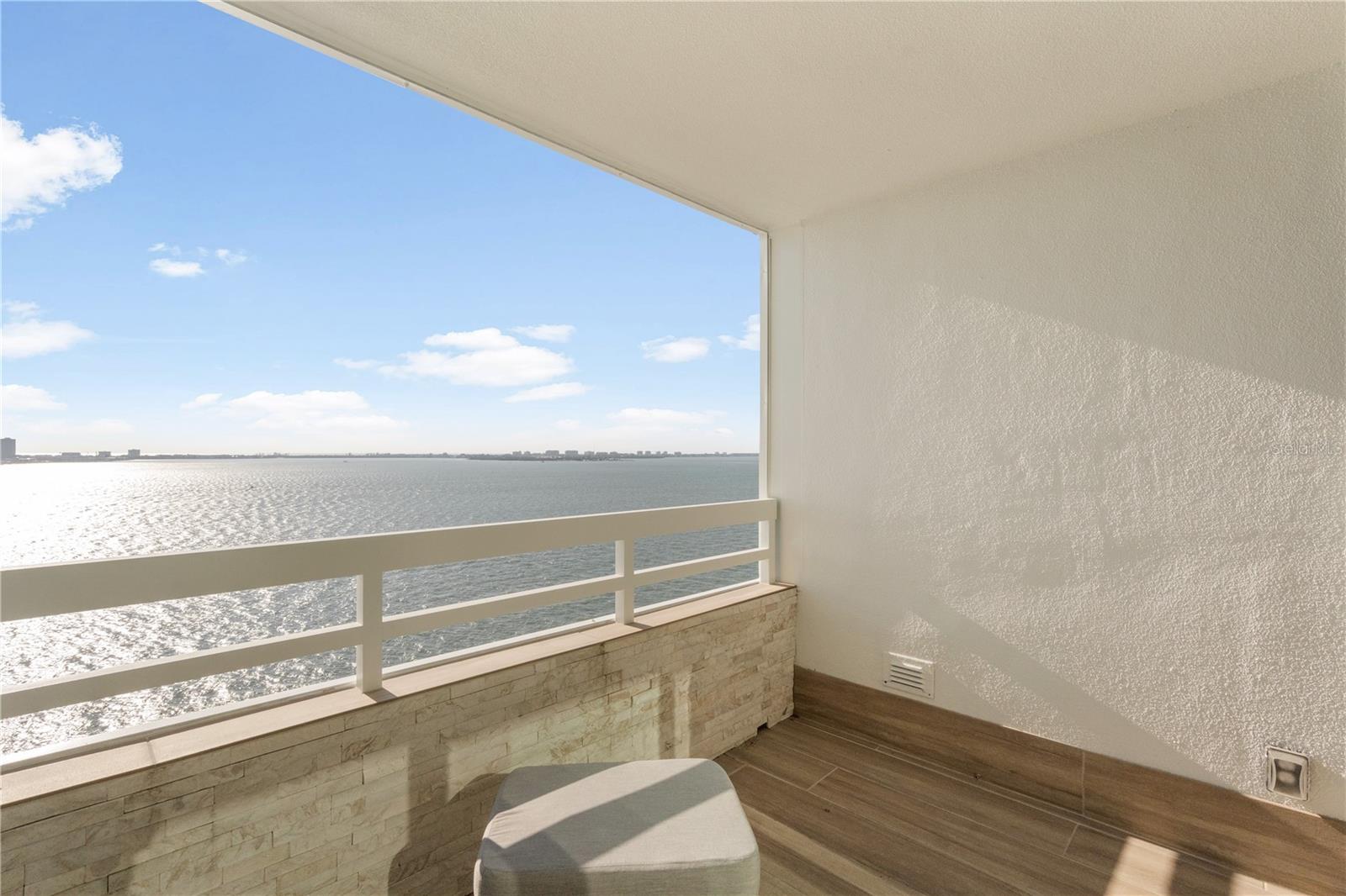 CONDO ON THE BAY TOWER I - Residential