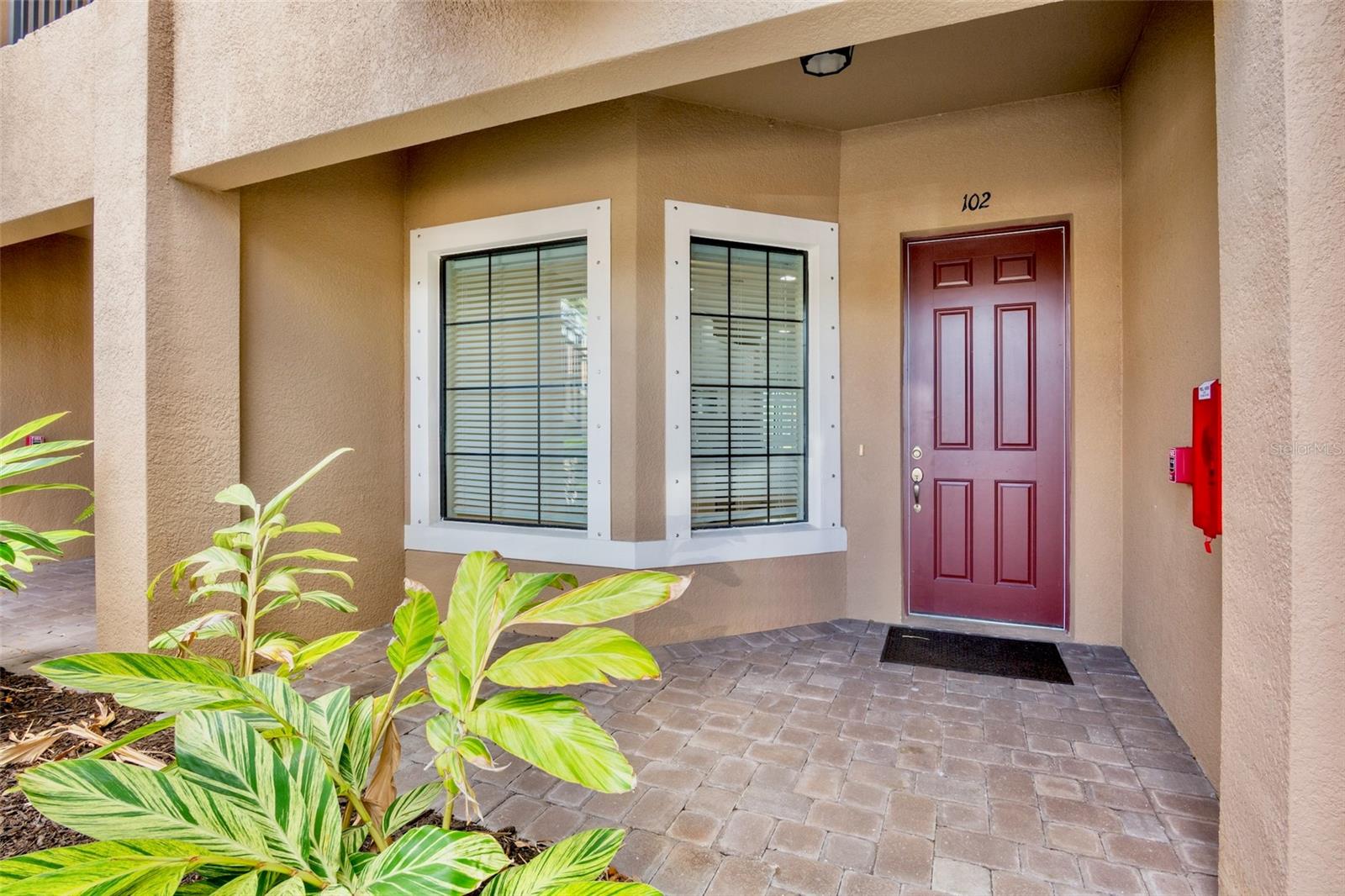 5425 CICERONE STREET 102