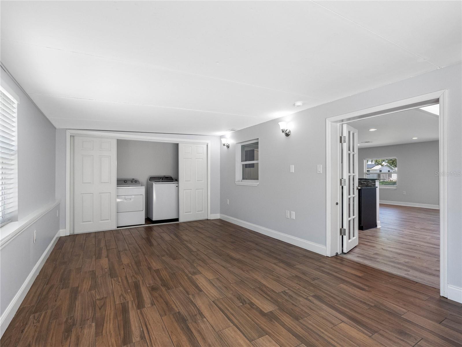 SUN COAST ESTATES - Residential