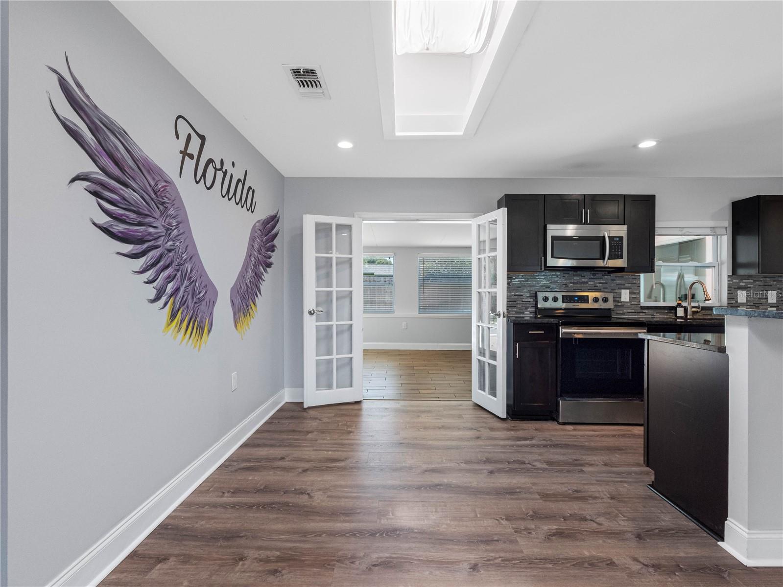 SUN COAST ESTATES - Residential