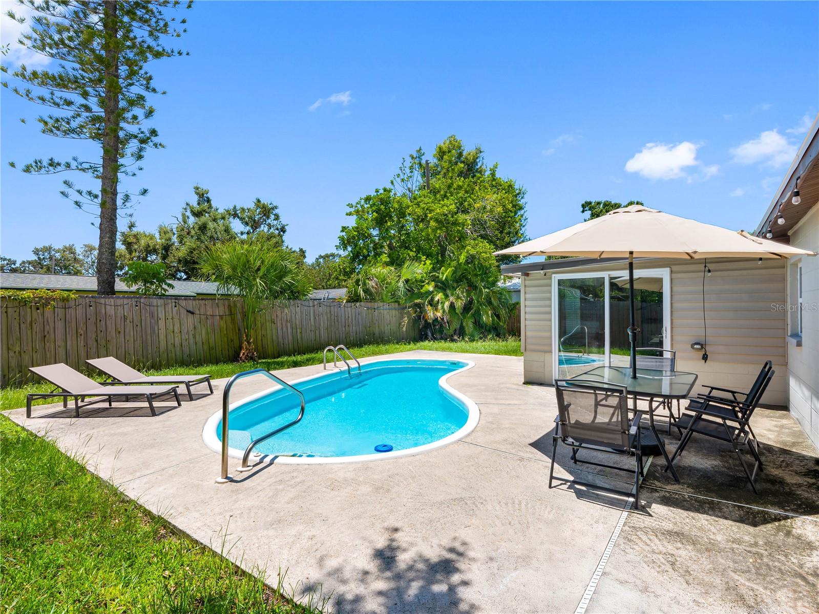 SUN COAST ESTATES - Residential