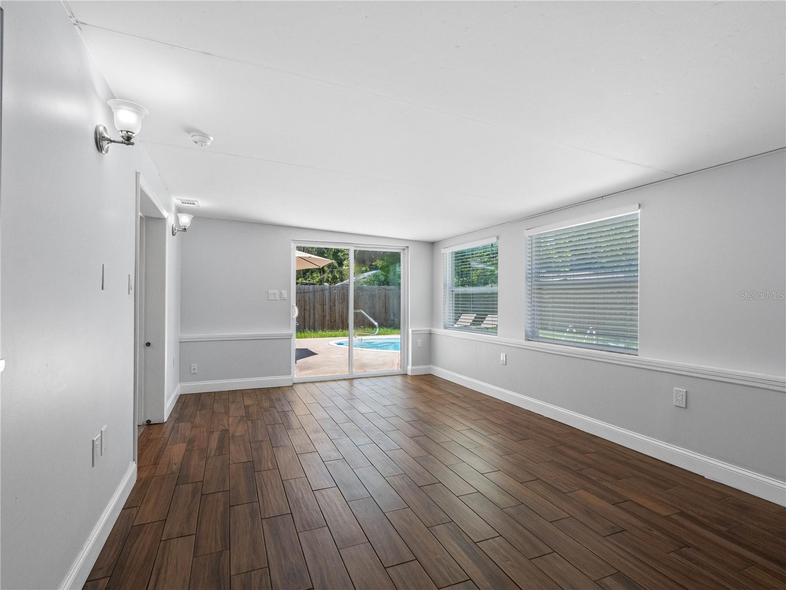 SUN COAST ESTATES - Residential