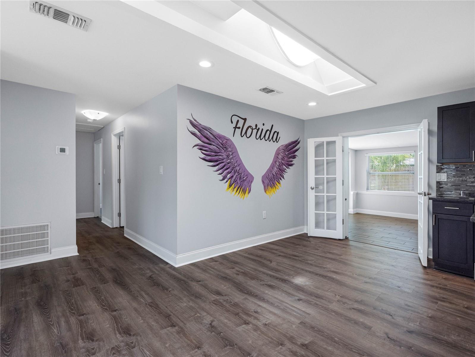 SUN COAST ESTATES - Residential