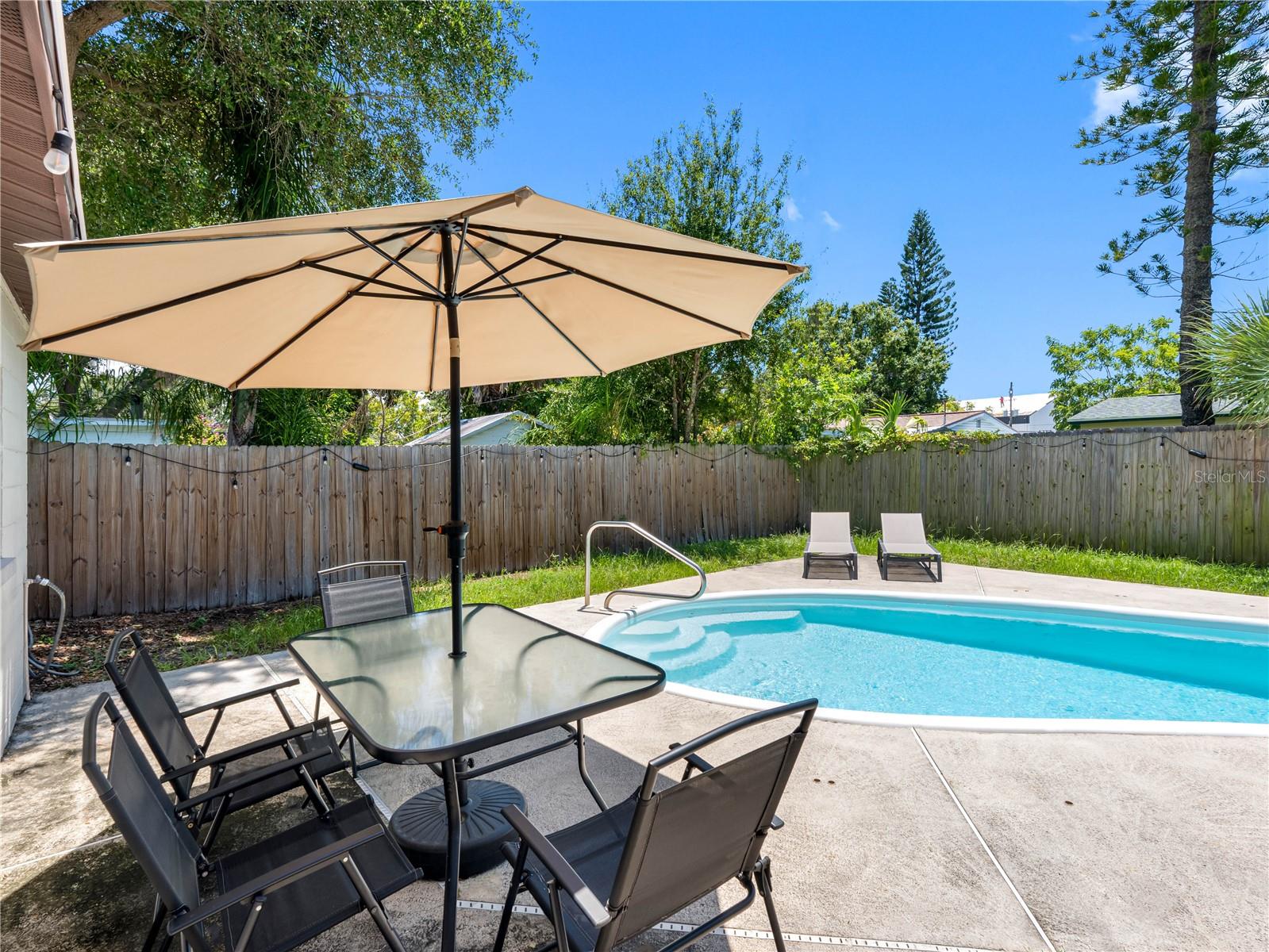 SUN COAST ESTATES - Residential