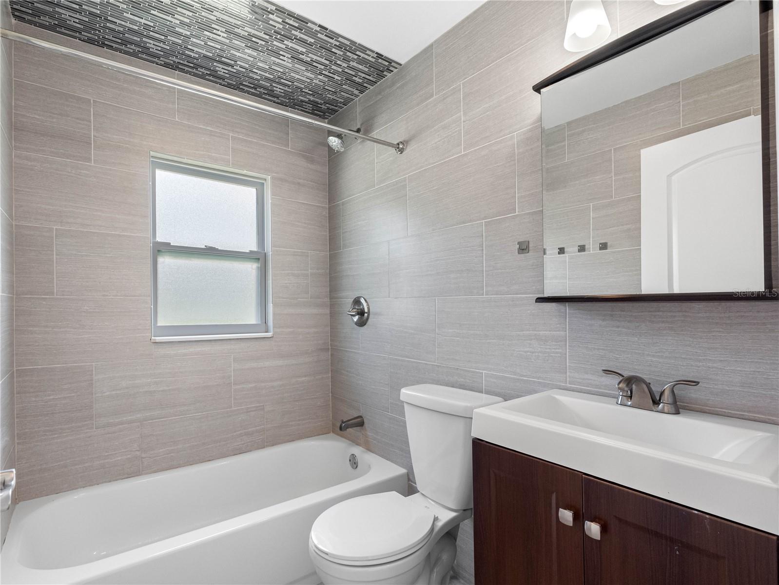 SUN COAST ESTATES - Residential