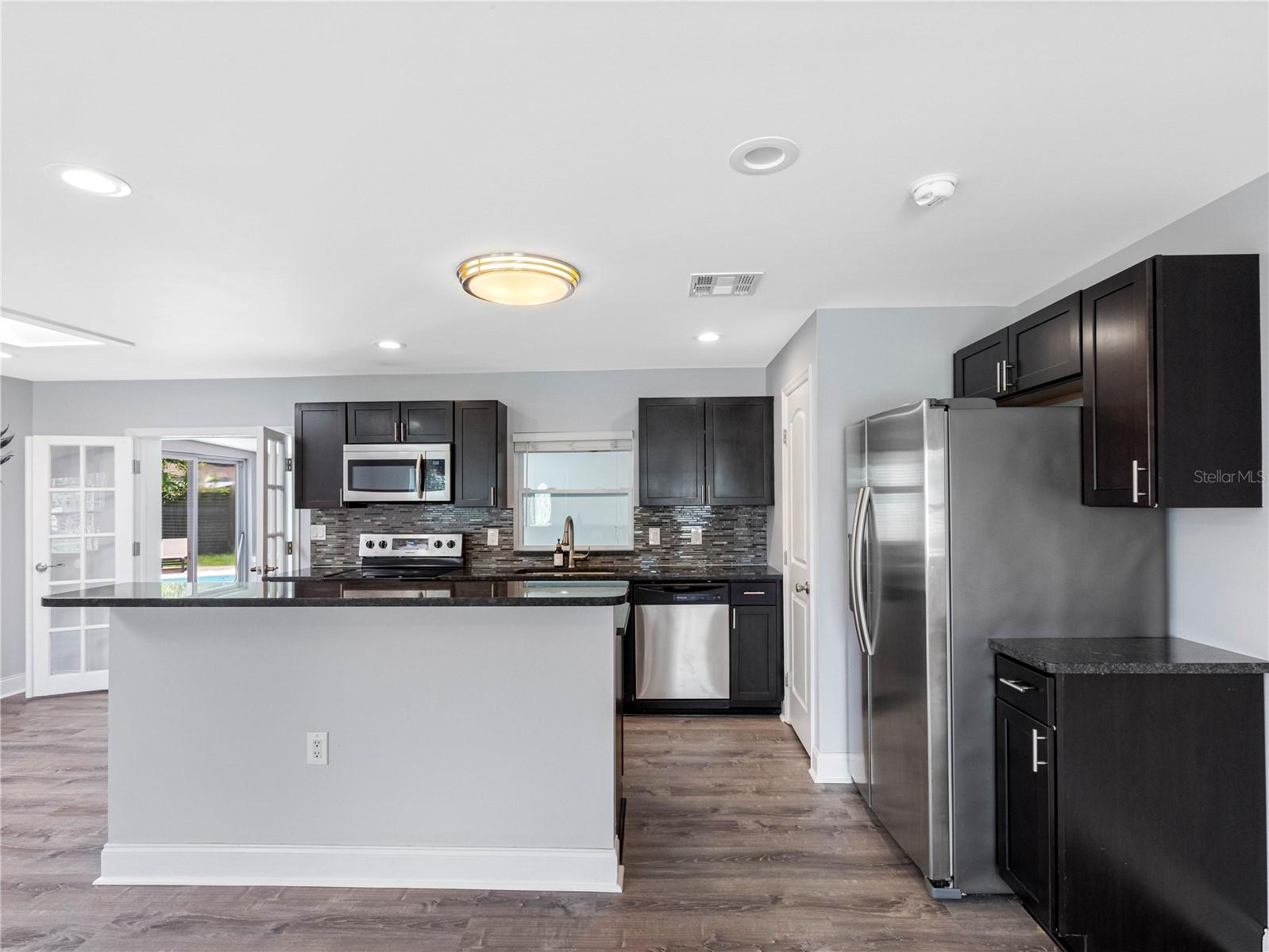 SUN COAST ESTATES - Residential