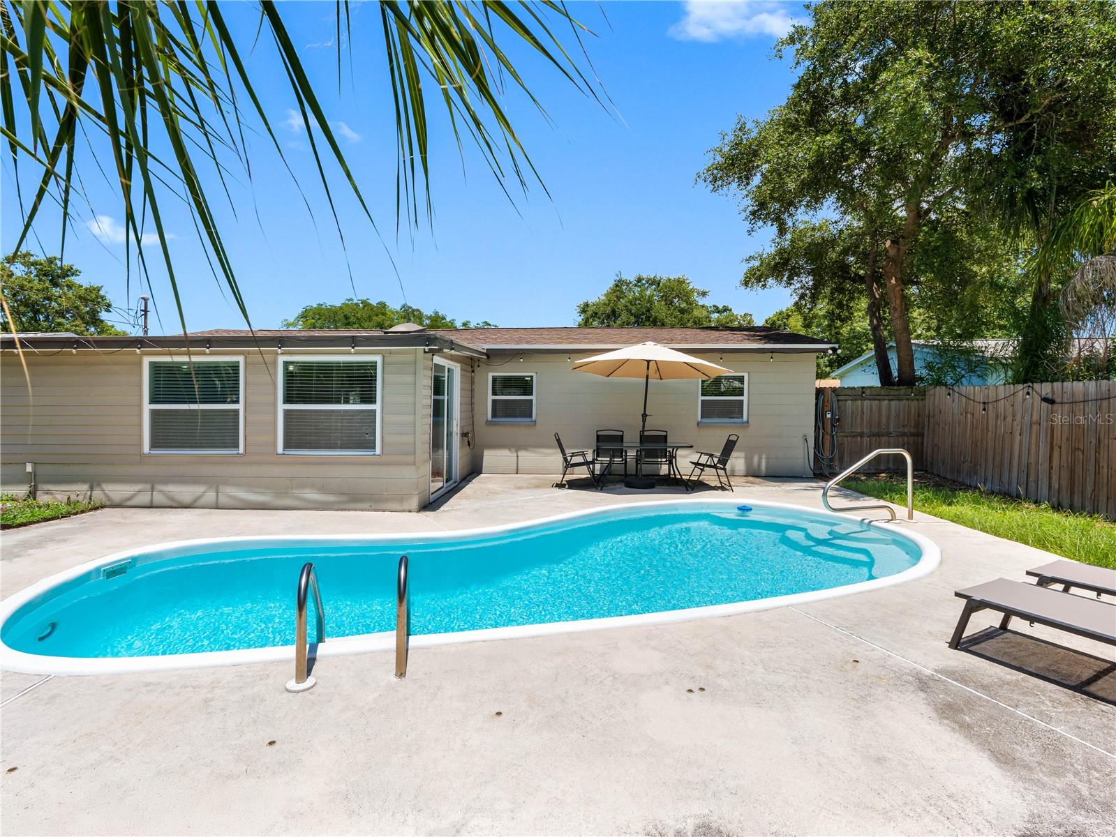 SUN COAST ESTATES - Residential