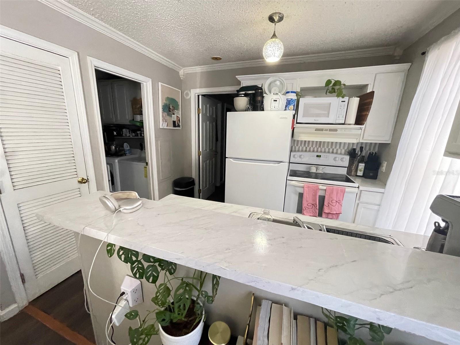 CAPSTONE QUARTERS CONDO - Residential