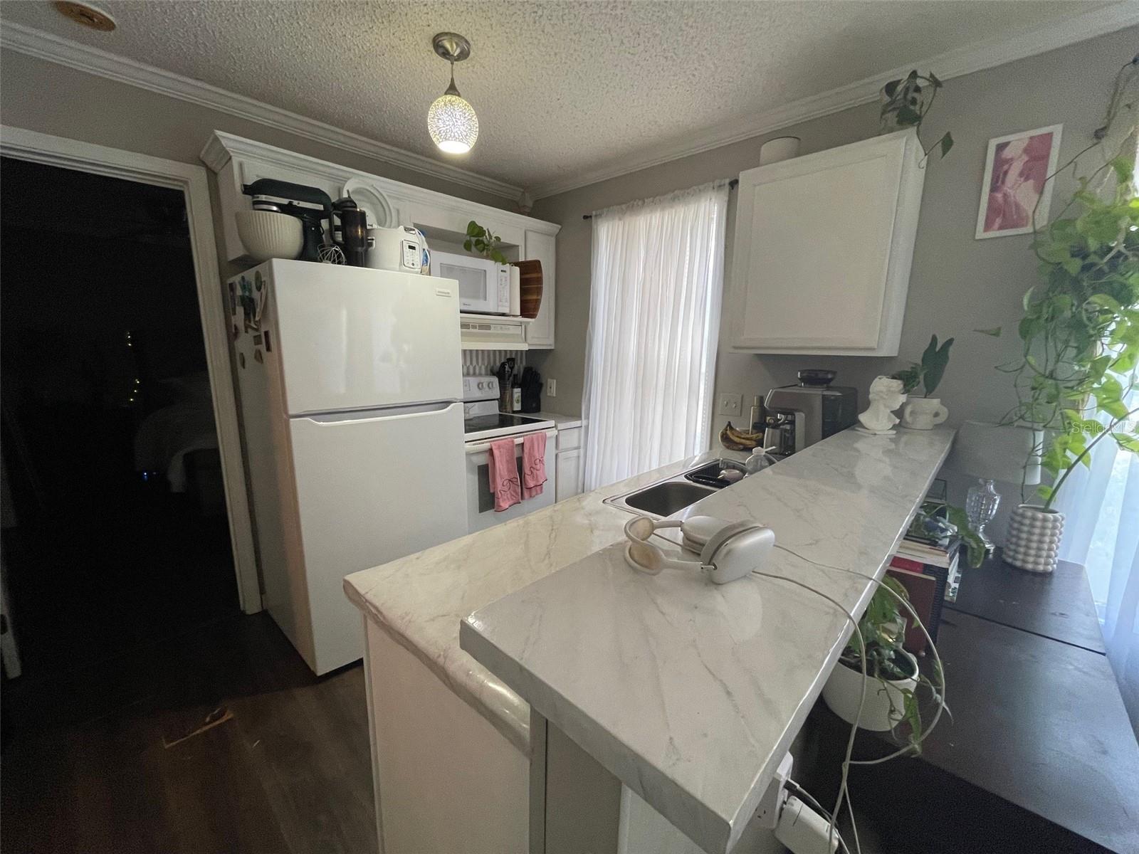 CAPSTONE QUARTERS CONDO - Residential