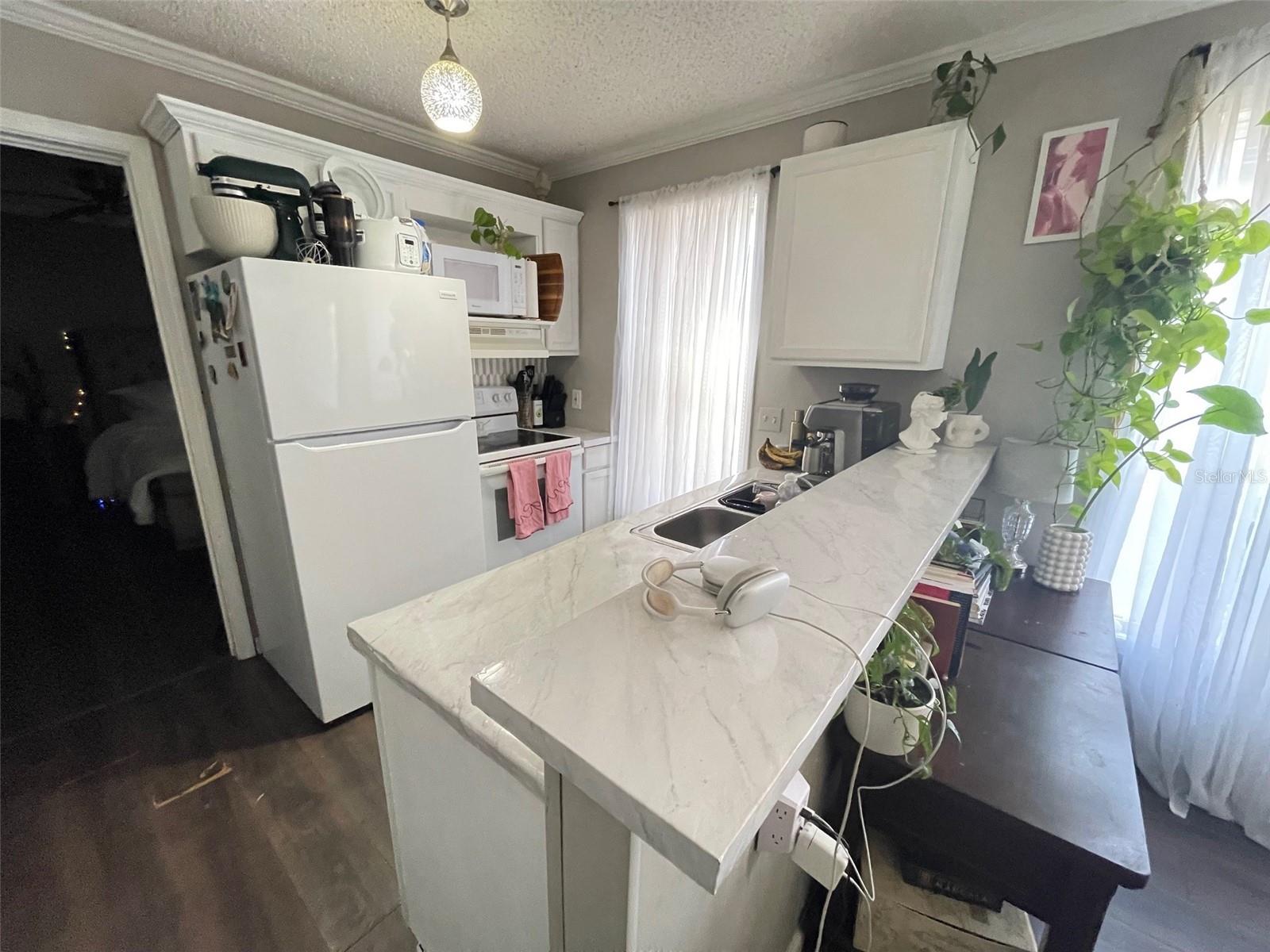 CAPSTONE QUARTERS CONDO - Residential