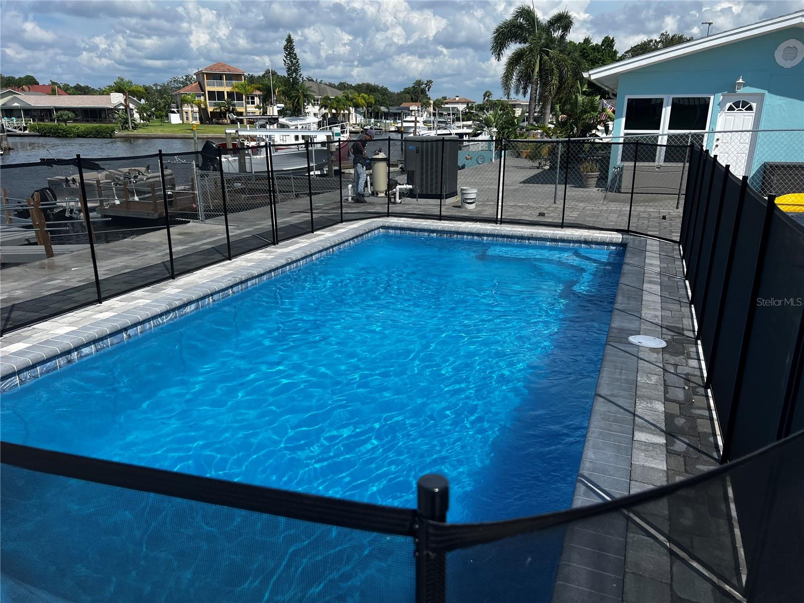 FLOR A MAR - Residential