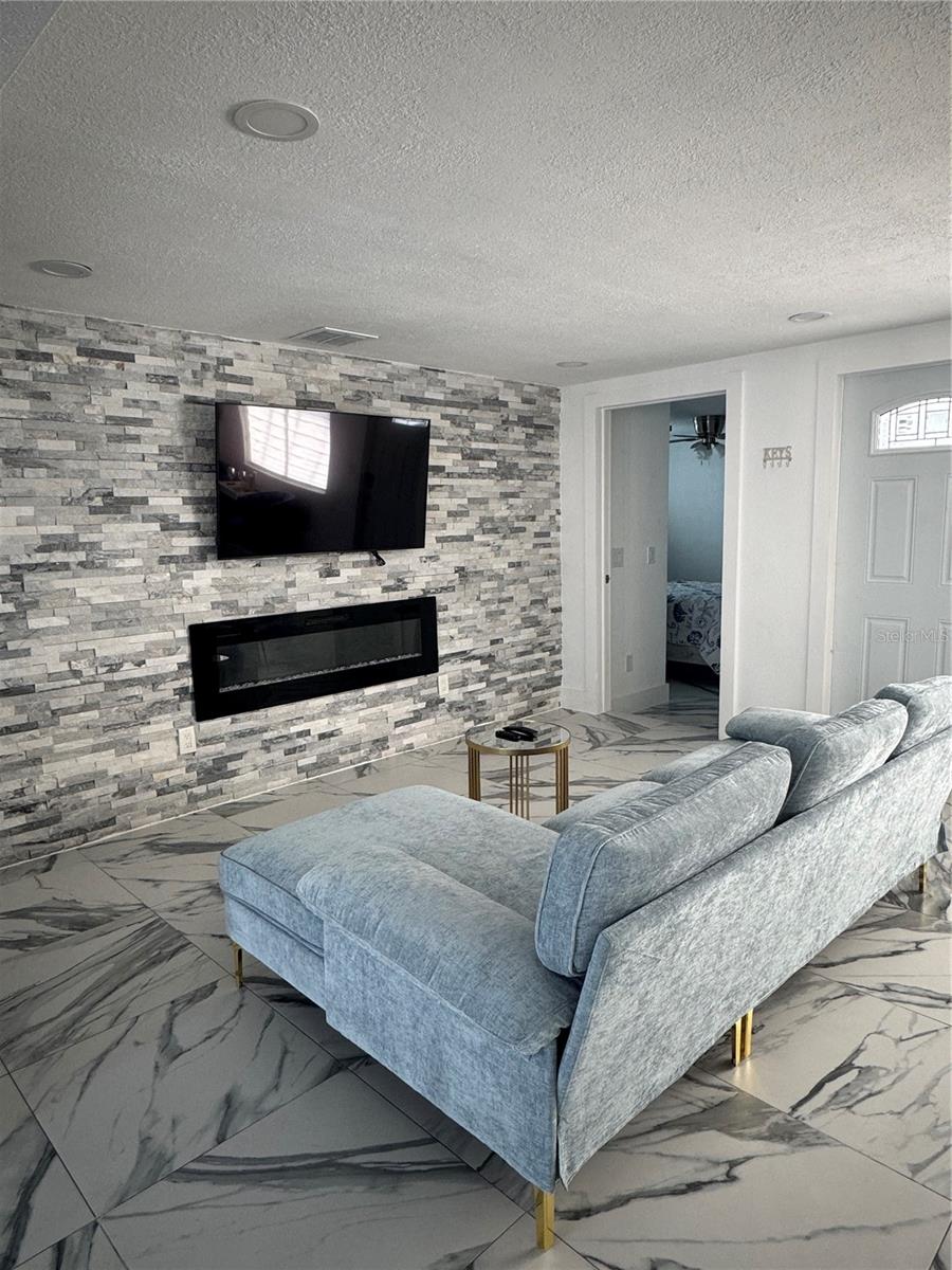 4229 FLORAMAR TERRACE