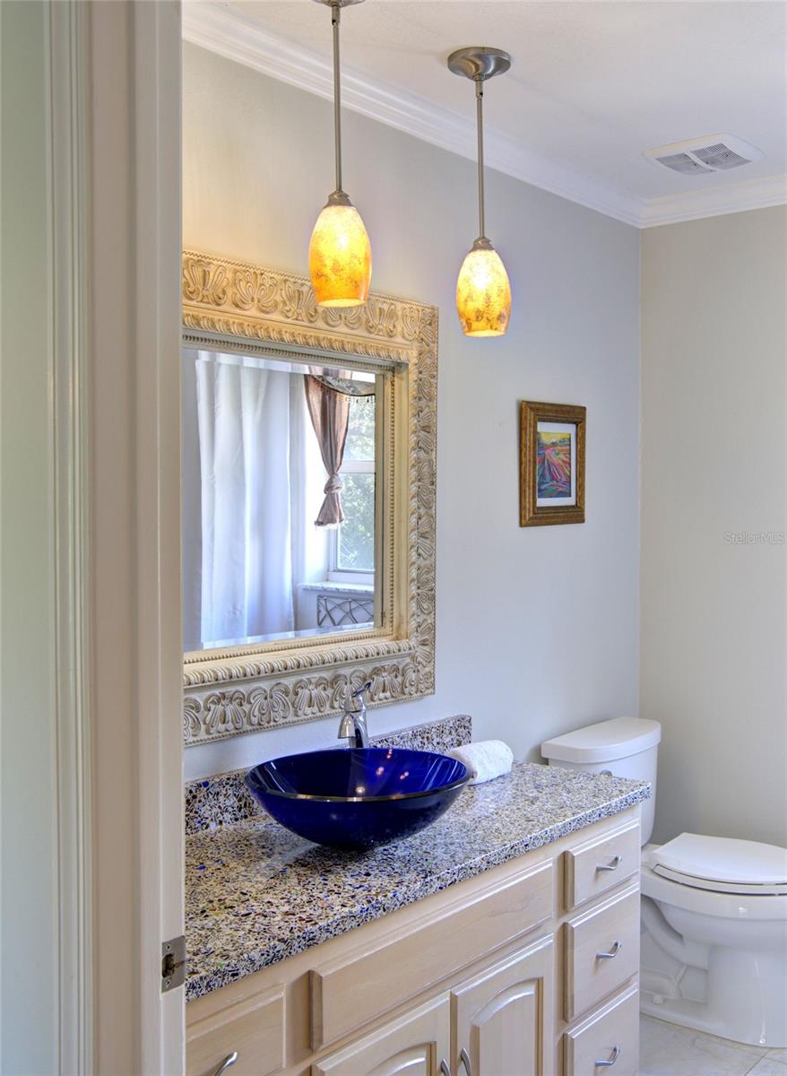 HAPPY BAYOU - Residential