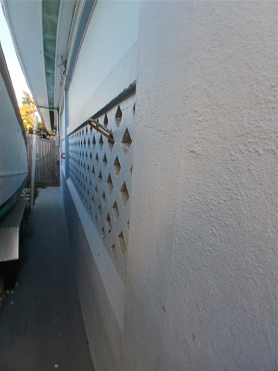 BELLE VISTA SHORES - Residential