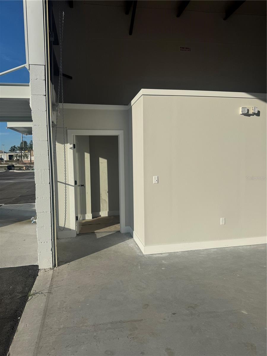 AMERACENTER PH 3 - Commercial Lease