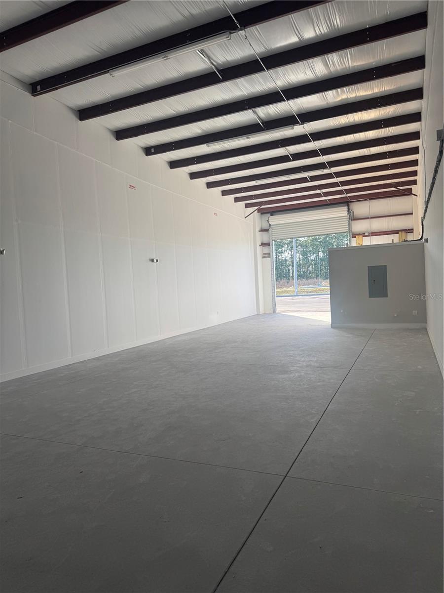 AMERACENTER PH 3 - Commercial Lease