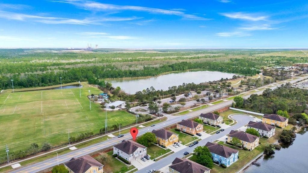 WATERSIDE ESTATES - Residential