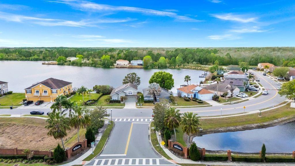 WATERSIDE ESTATES - Residential