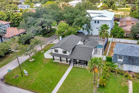 A home in TAMPA