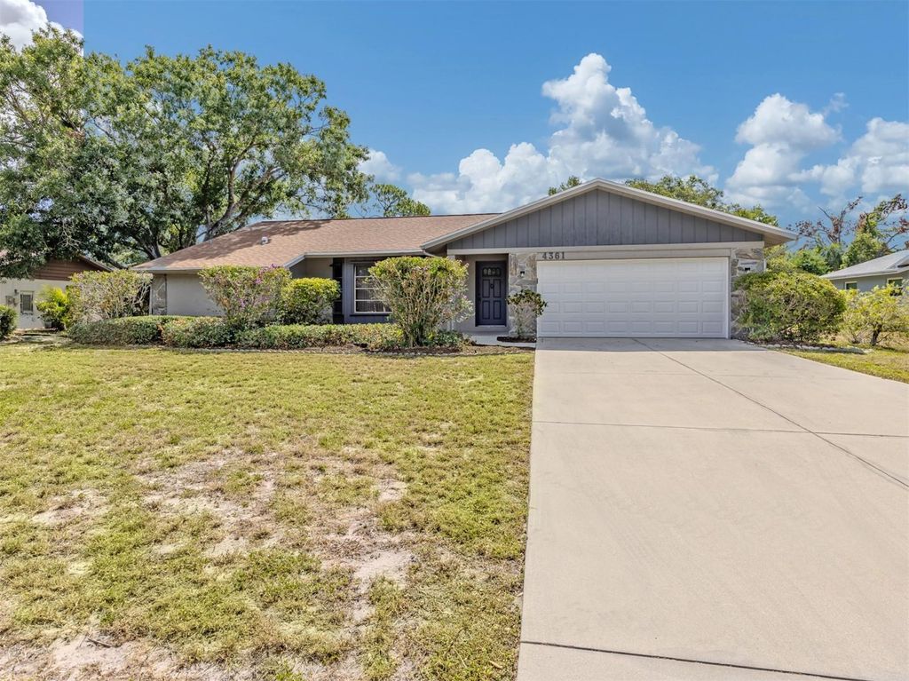 Photo of 4361 Whispering Woods Place, Sarasota, FL 34233 (MLS # N6144735)