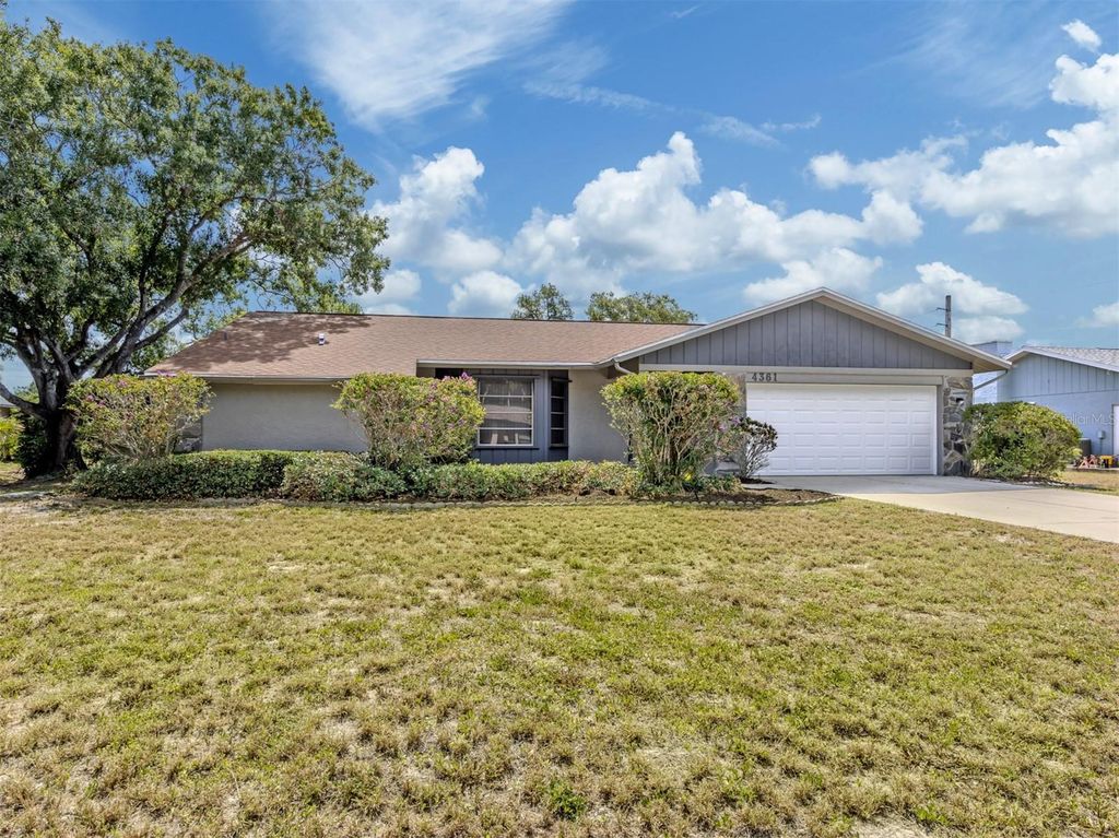 Photo of 4361 Whispering Woods Place, Sarasota, FL 34233 (MLS # N6144735)