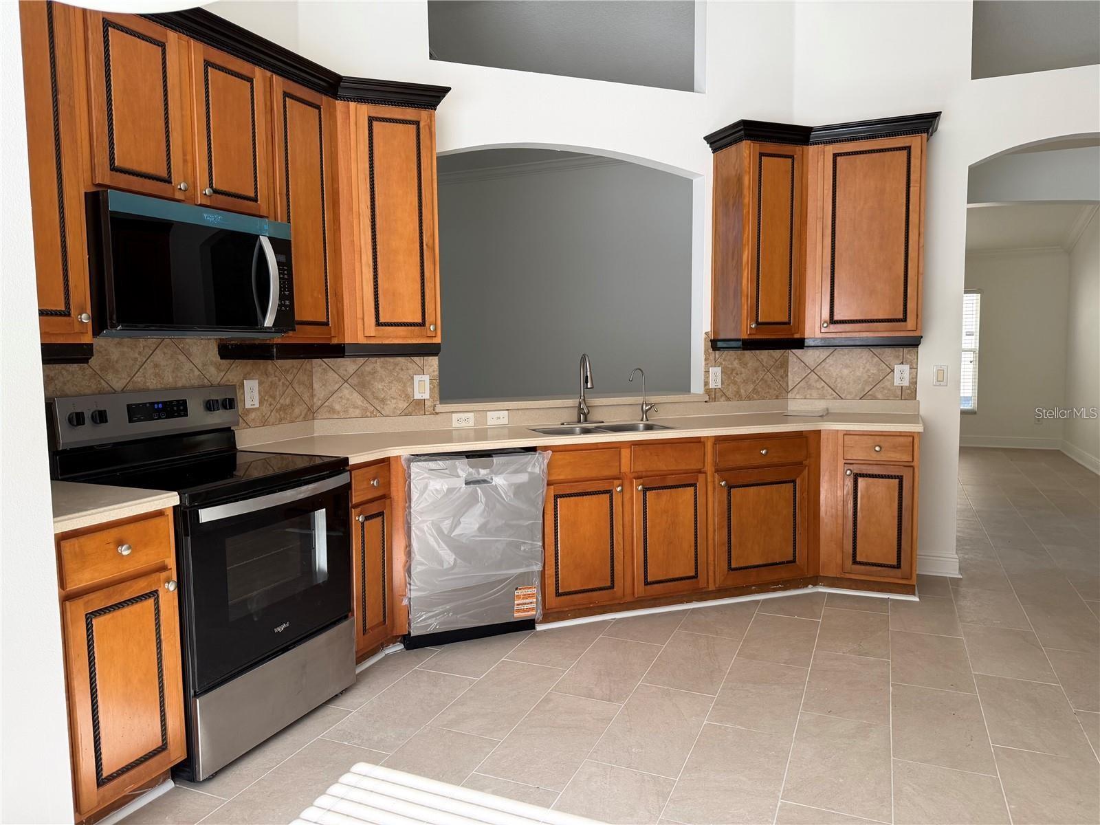 15101 BRAYWOOD TRAIL