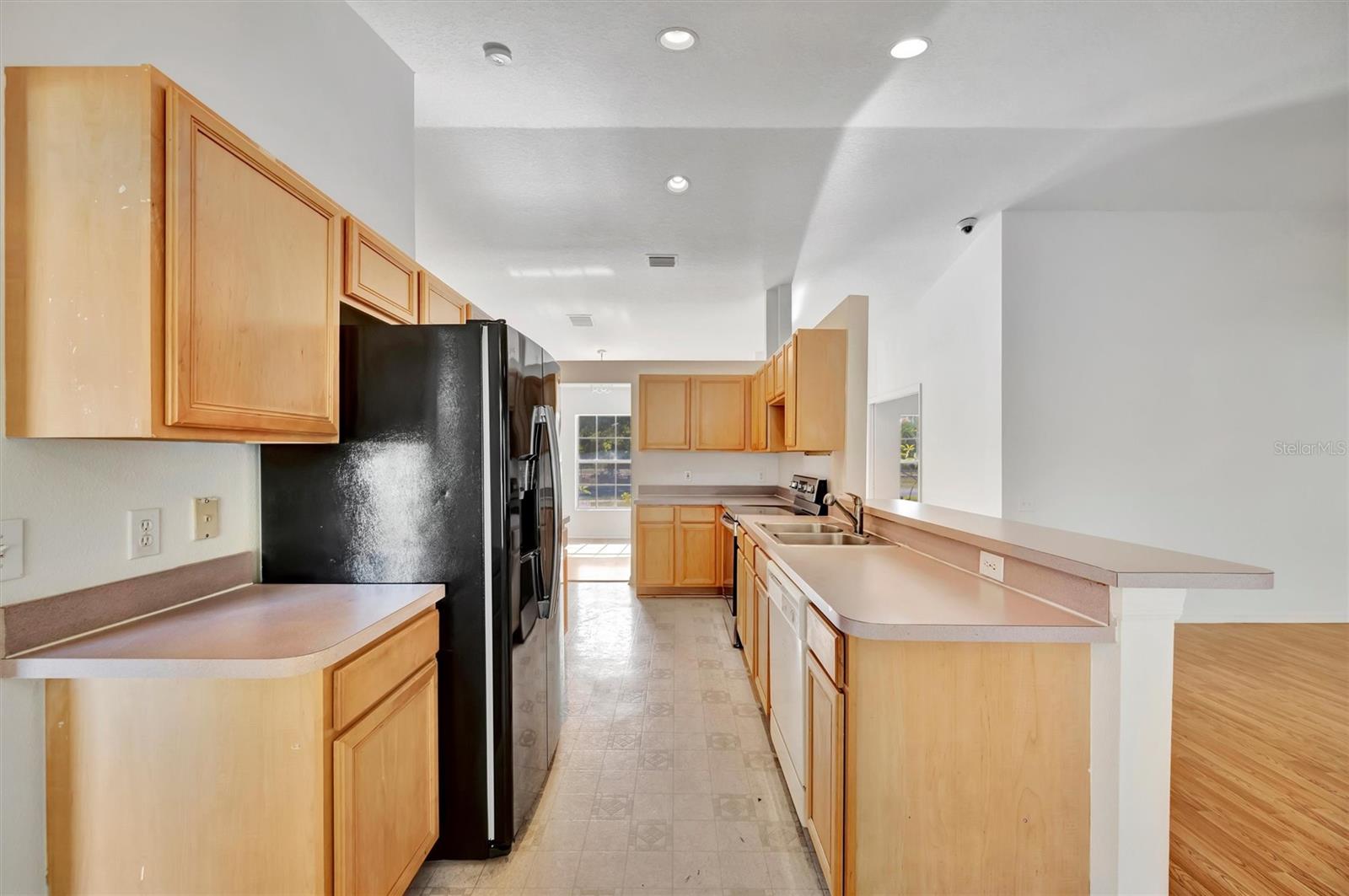 LAKE ST CLAIR PH 4 - Residential