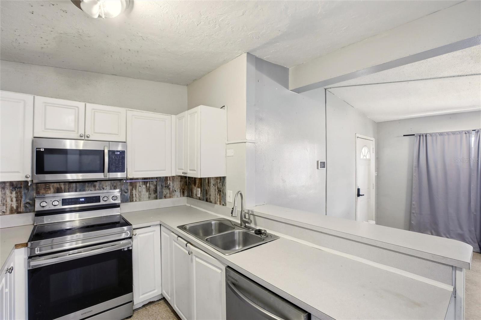 PORT CHARLOTTE SEC 011 - Residential