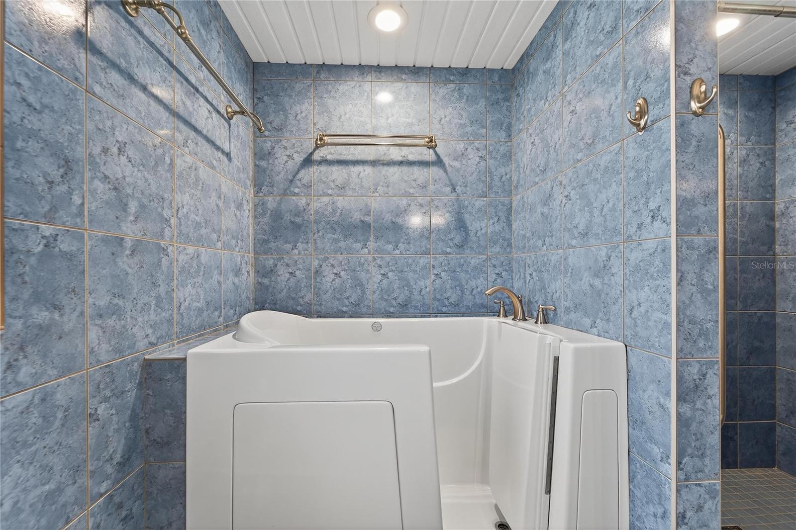 MEYERS GREEN & H G THOMPSON - Residential