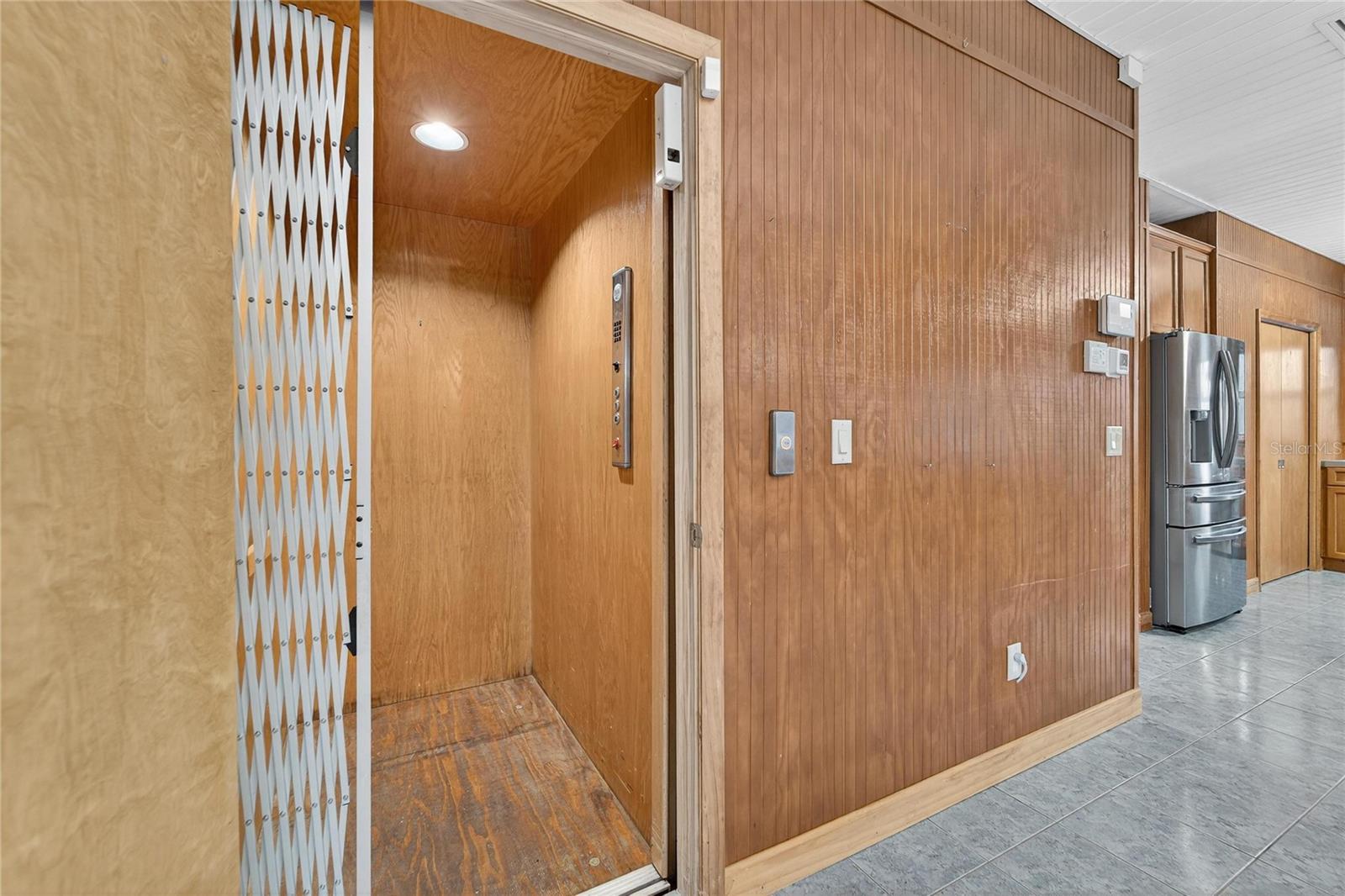 MEYERS GREEN & H G THOMPSON - Residential