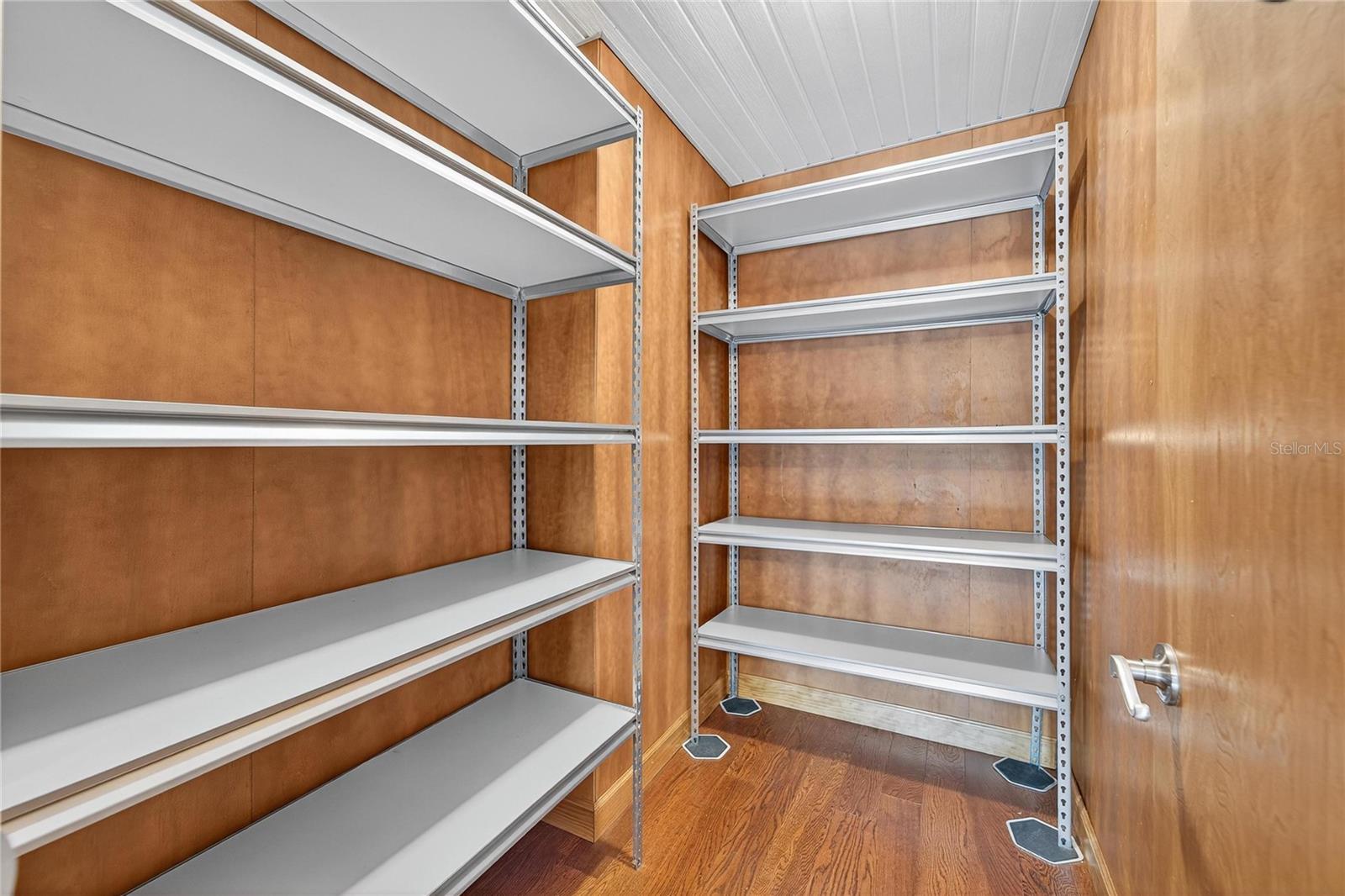 MEYERS GREEN & H G THOMPSON - Residential