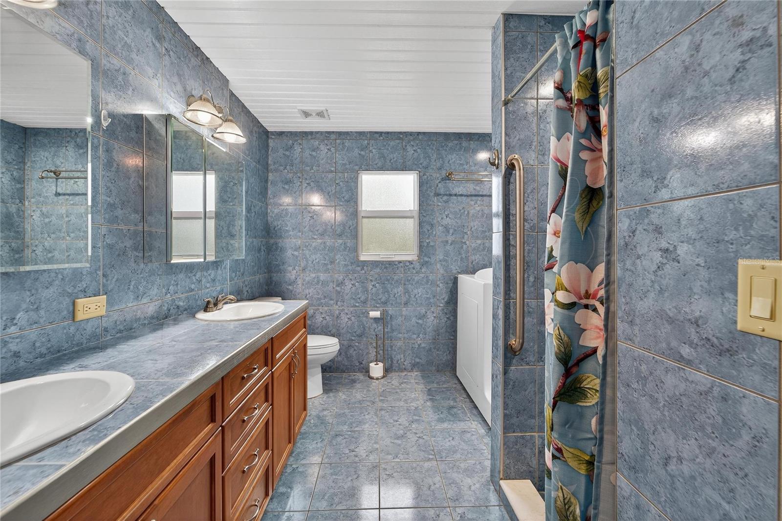 MEYERS GREEN & H G THOMPSON - Residential