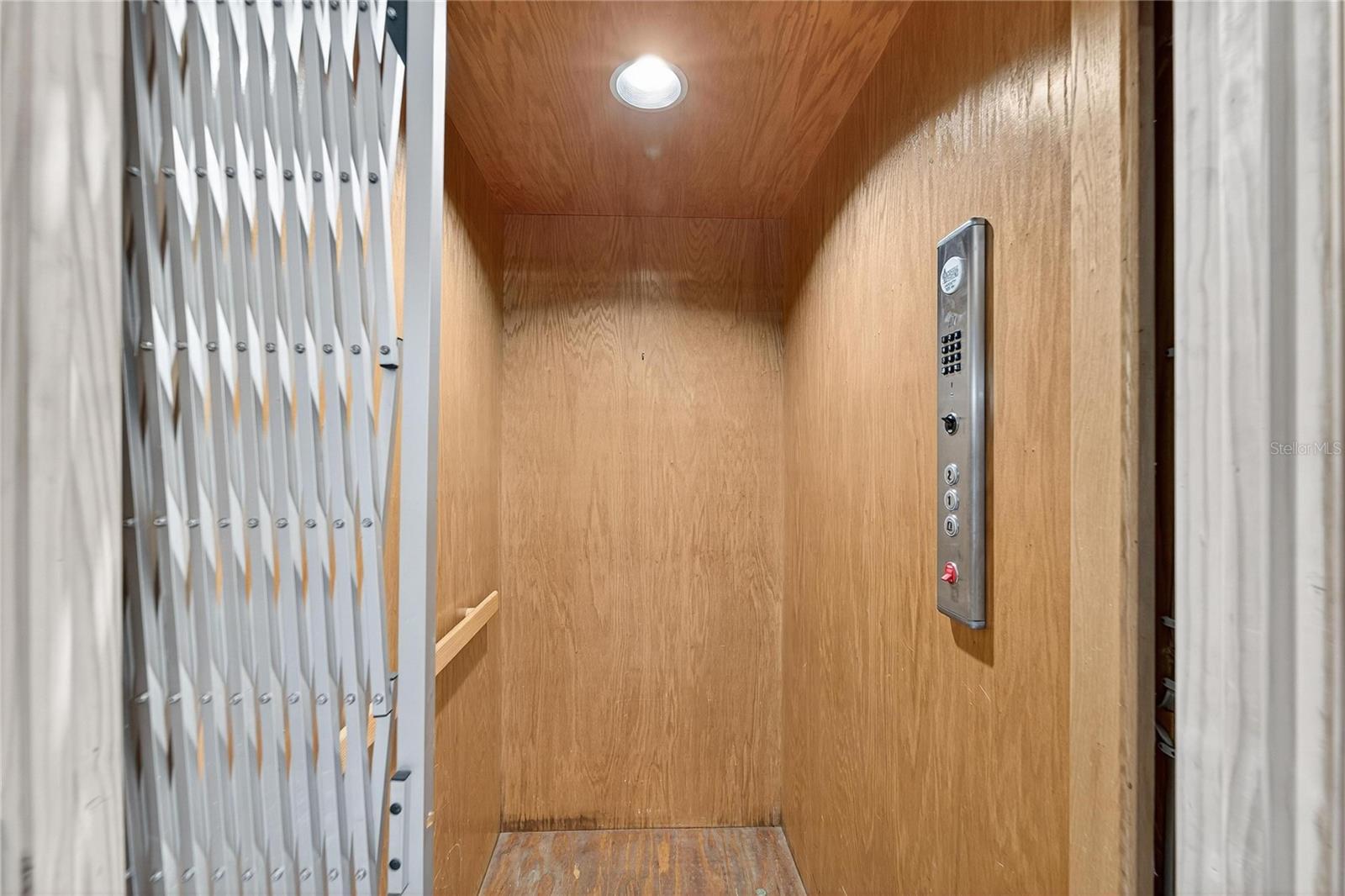 MEYERS GREEN & H G THOMPSON - Residential