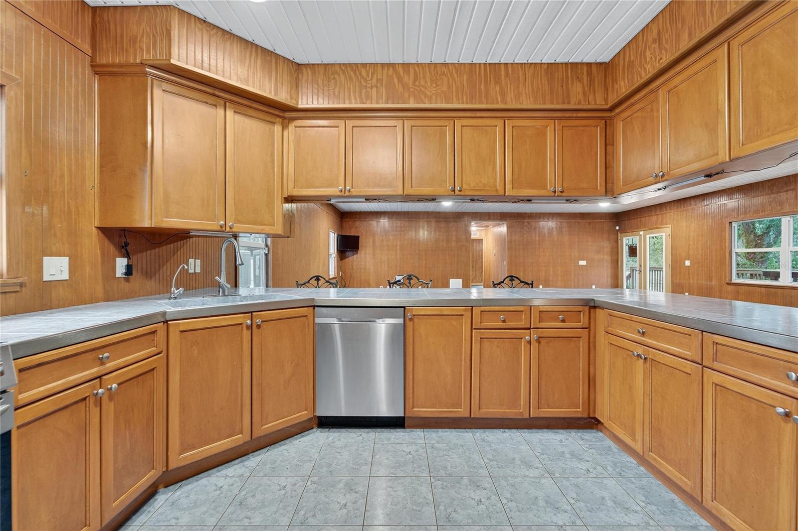 MEYERS GREEN & H G THOMPSON - Residential