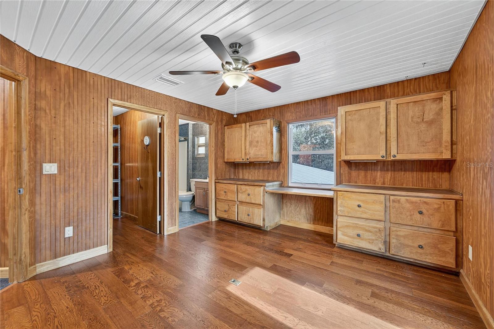 MEYERS GREEN & H G THOMPSON - Residential