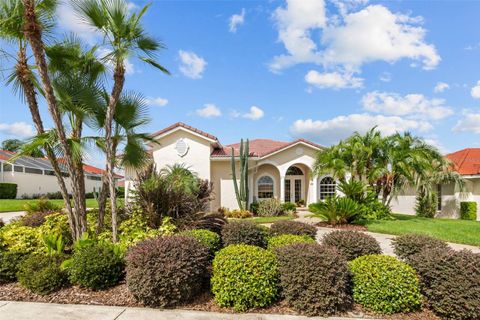 A home in LAKE WALES